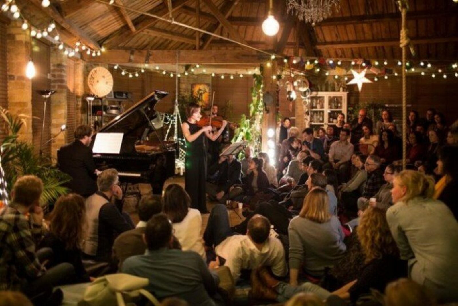 Private salon concert